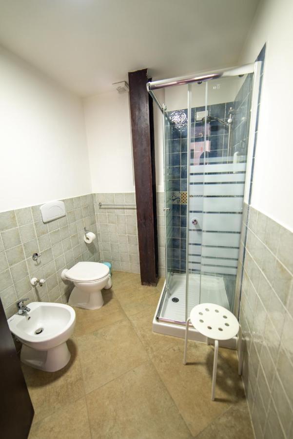 Hotel Civico 47 Càbras Esterno foto