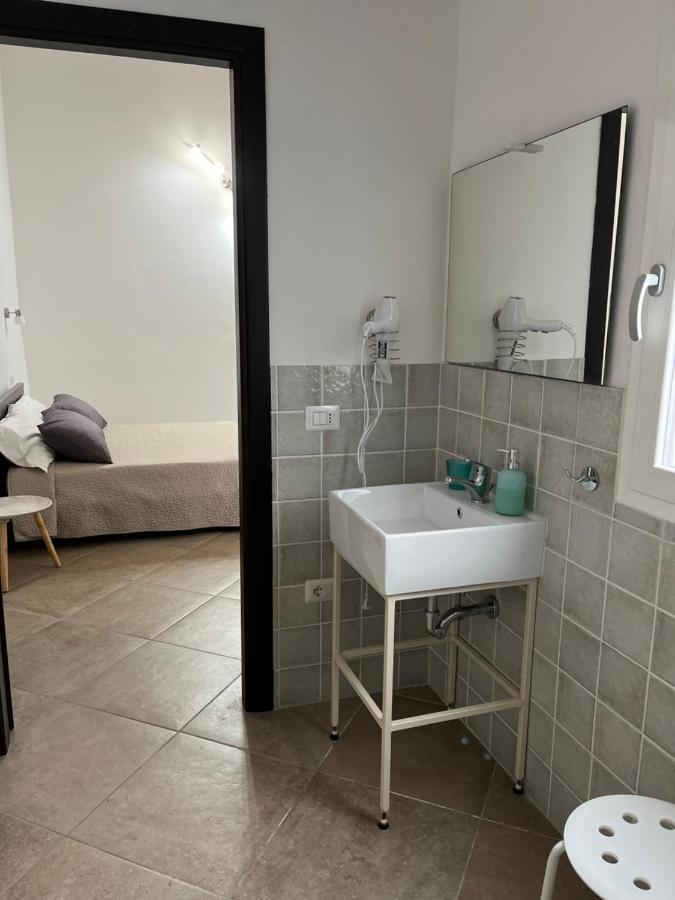 Hotel Civico 47 Càbras Esterno foto